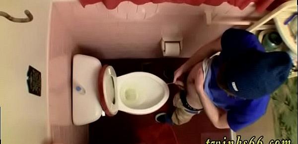  Gay twinks ladyboys emos pissing Unloading In The Toilet Bowl